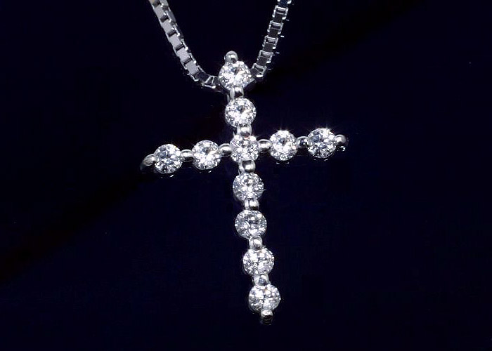 ホワイトゴールド/ホワイトダイアクロスネックレス ニューヨークコレクション A.T.Jewelry